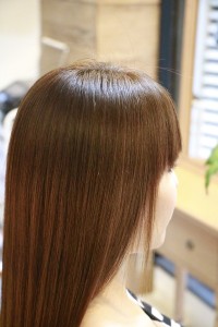ロング＆ハイトーンでも縮毛矯正できます！！｜豊島区大塚駅にある美容室　Repro (リプロ)　くせ毛お悩み解決サロン